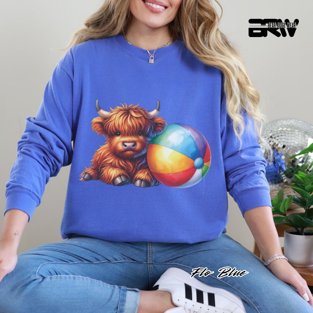 'Highland Cow-Beachball' Summer Long Sleeve Tee
