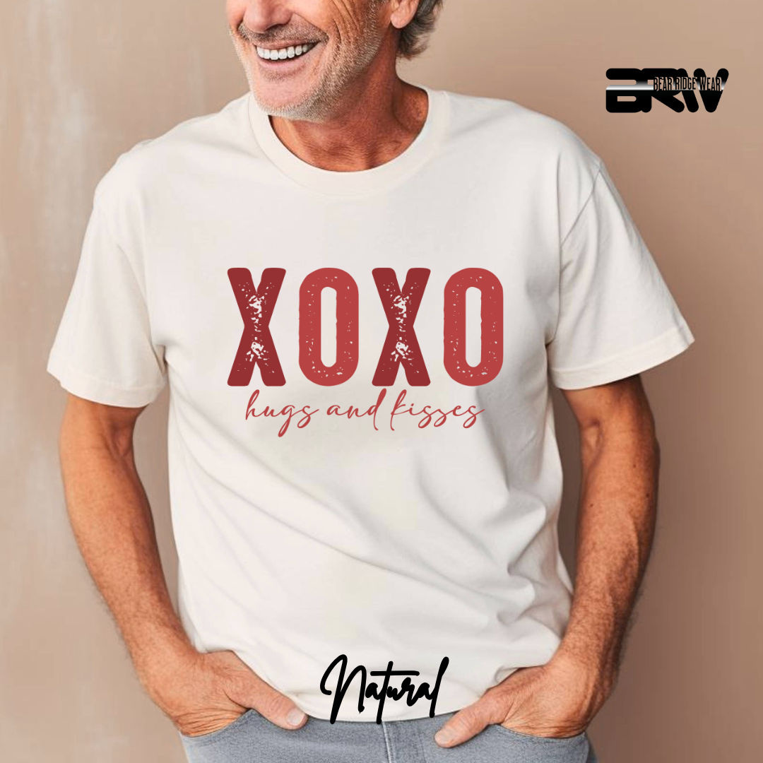 ‘Xoxo Hugs and Kisses’  T- Shirt