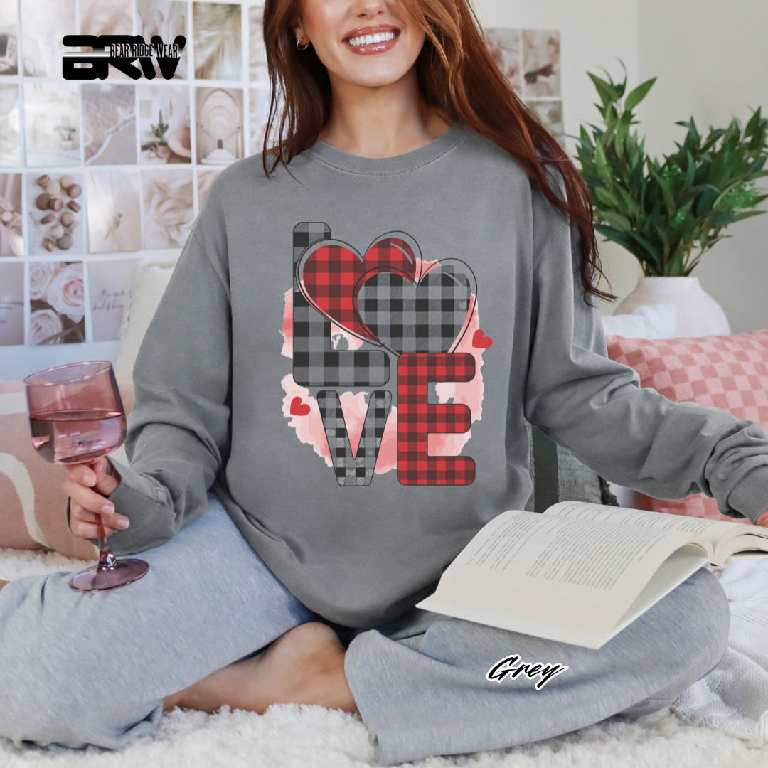 'Love' Long Sleeve Tee