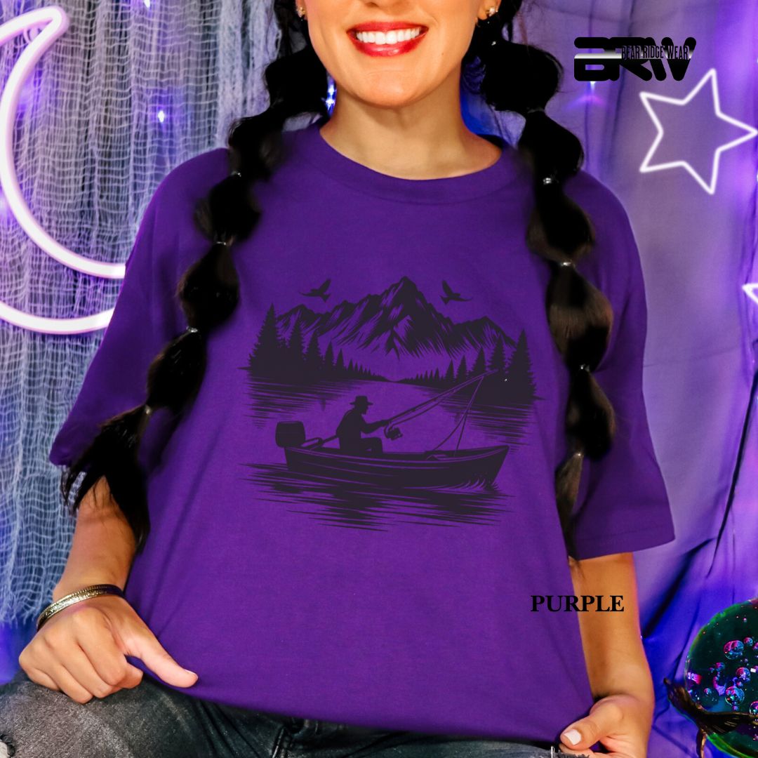 'Boat In The Lake' Everyday Tee