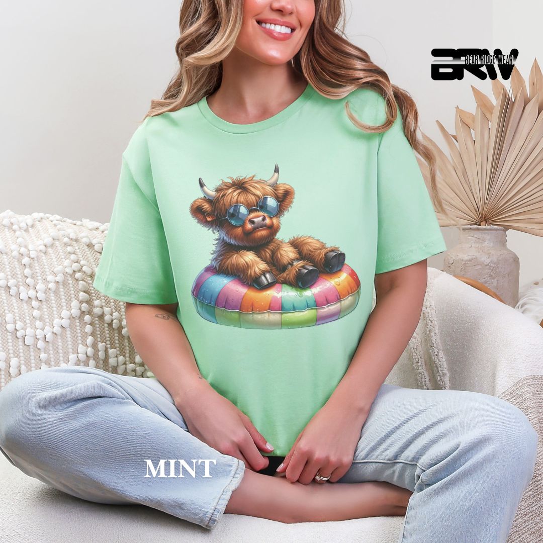 'Highland Cow-Float' 2 Summer Tee