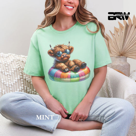 'Highland Cow-Float' 2 Summer Tee