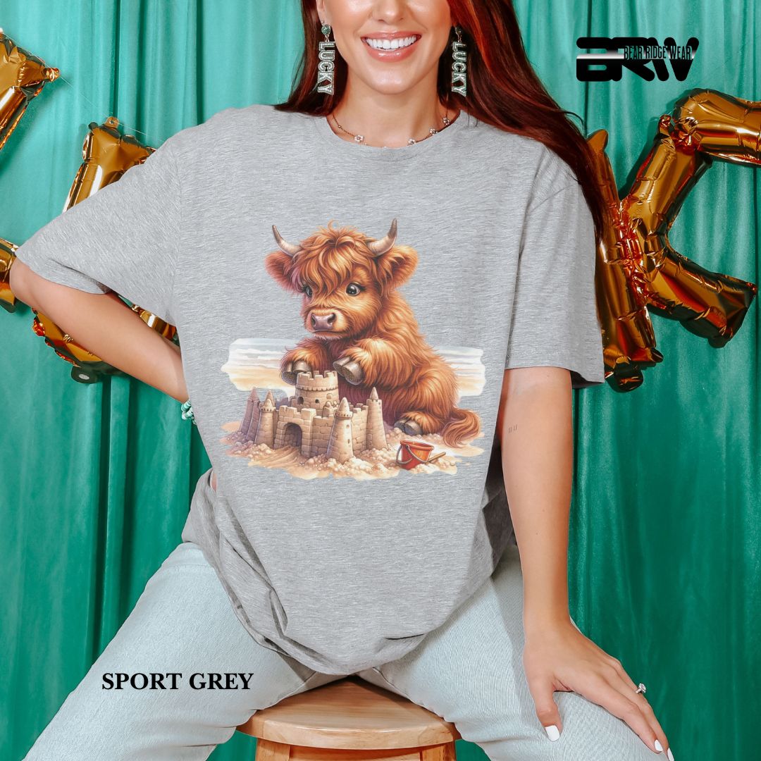 'Highland cow-Sandcastle' 3 Summer Tee
