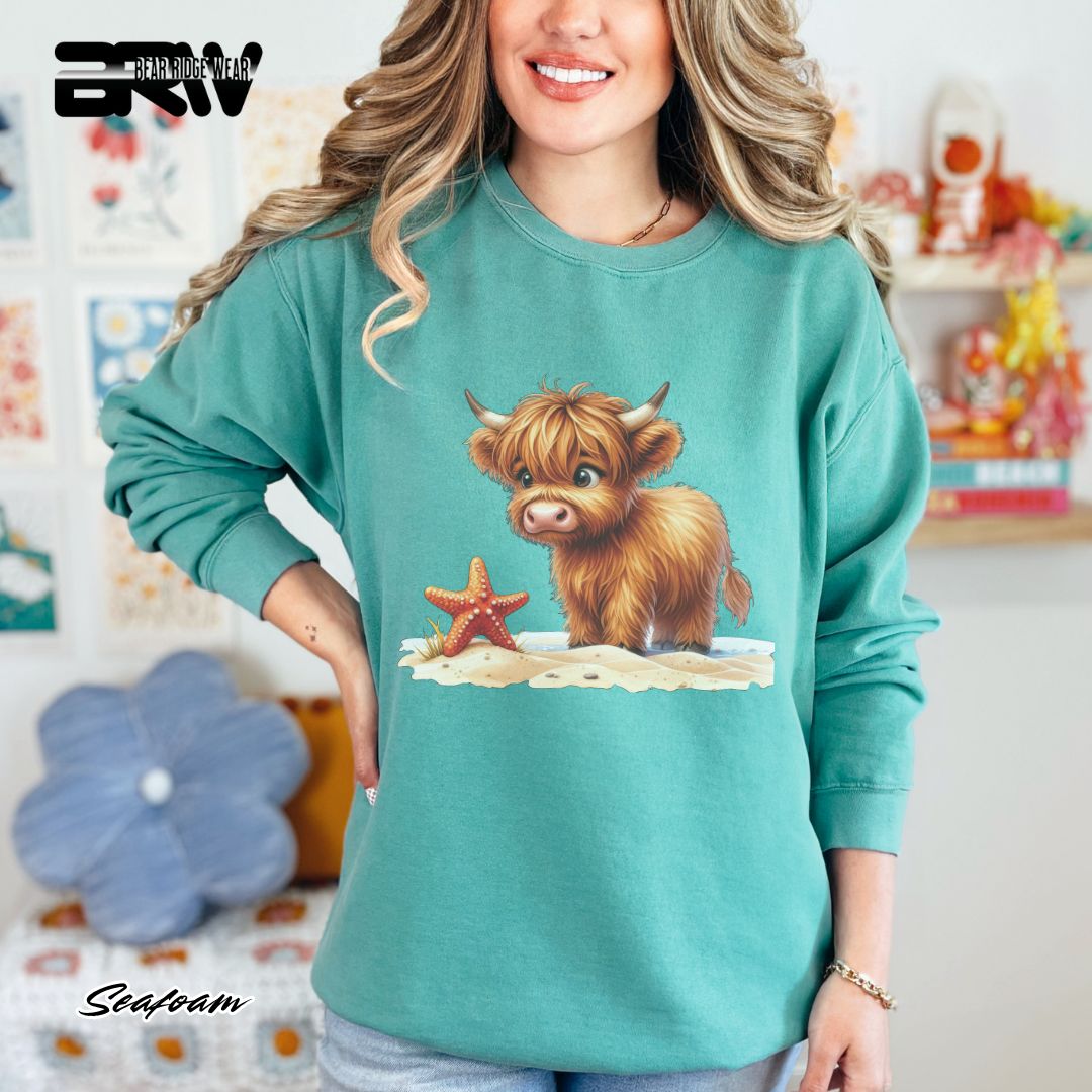 'Highland Cow-Starfish' Summer Crewneck Sweatshirt