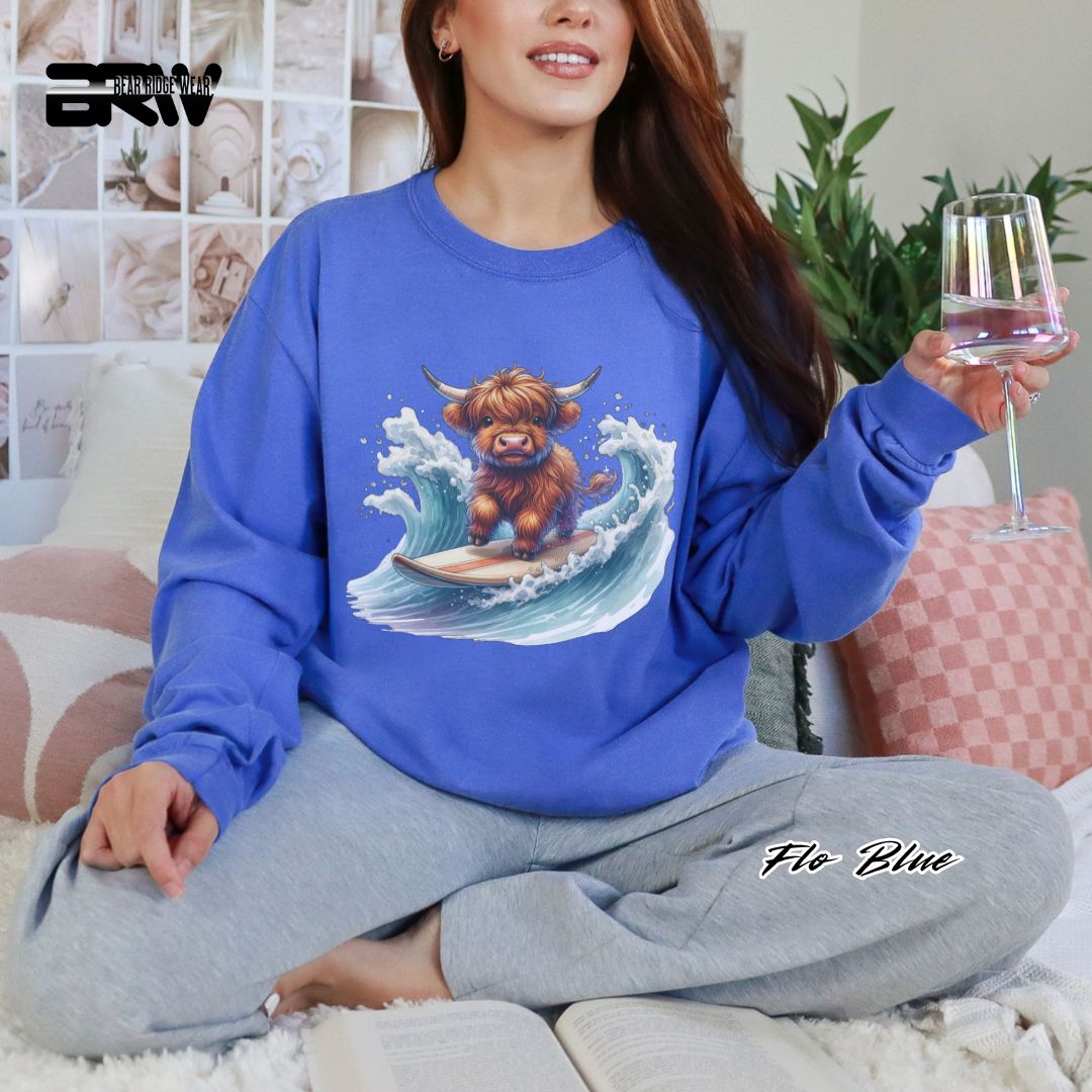 'Highland Cow- Surfing' Summer Long Sleeve Tee