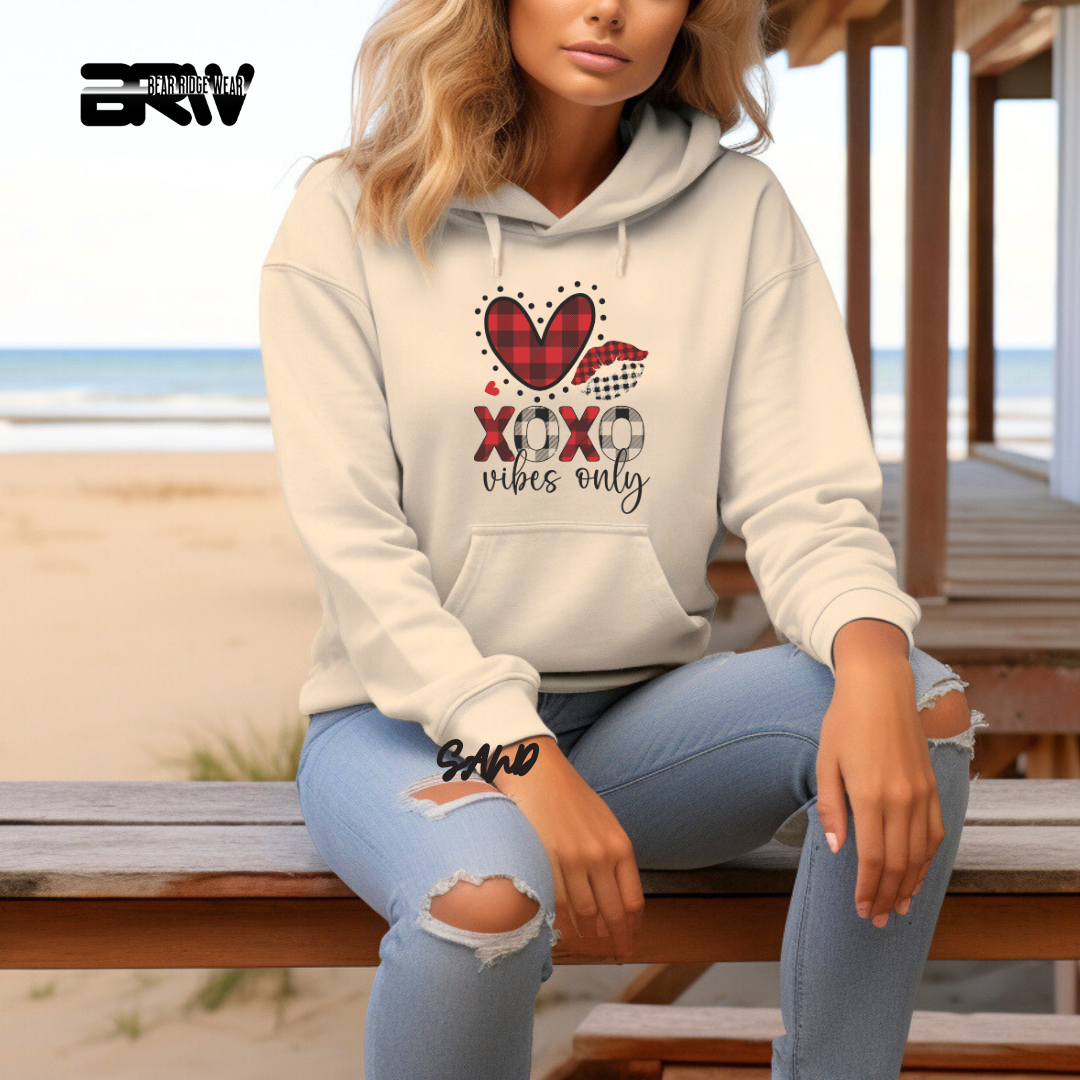 'Xoxo Vibes Only' Hoodie