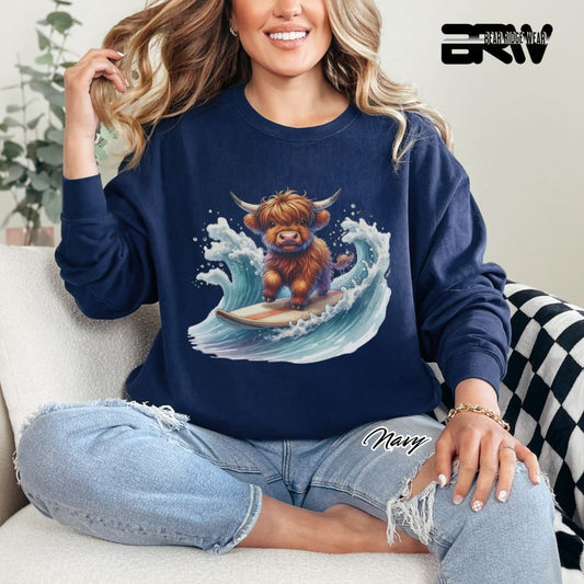 'Highland Cow-Surfing' Summer Crewneck Sweatshirt