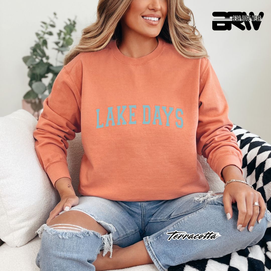 'Lake Days' Summer Crewneck Sweatshirt