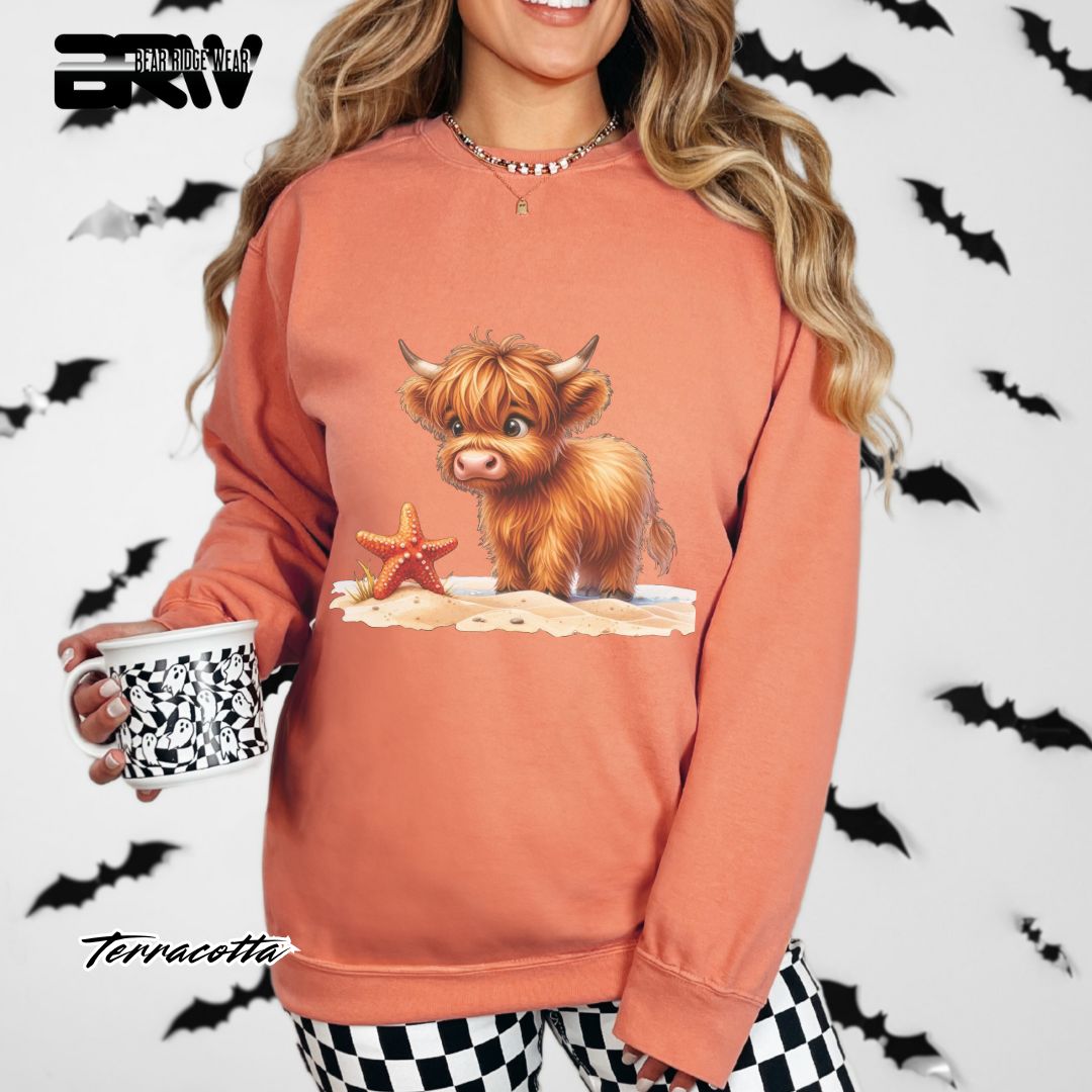 'Highland Cow-Starfish' Summer Crewneck Sweatshirt