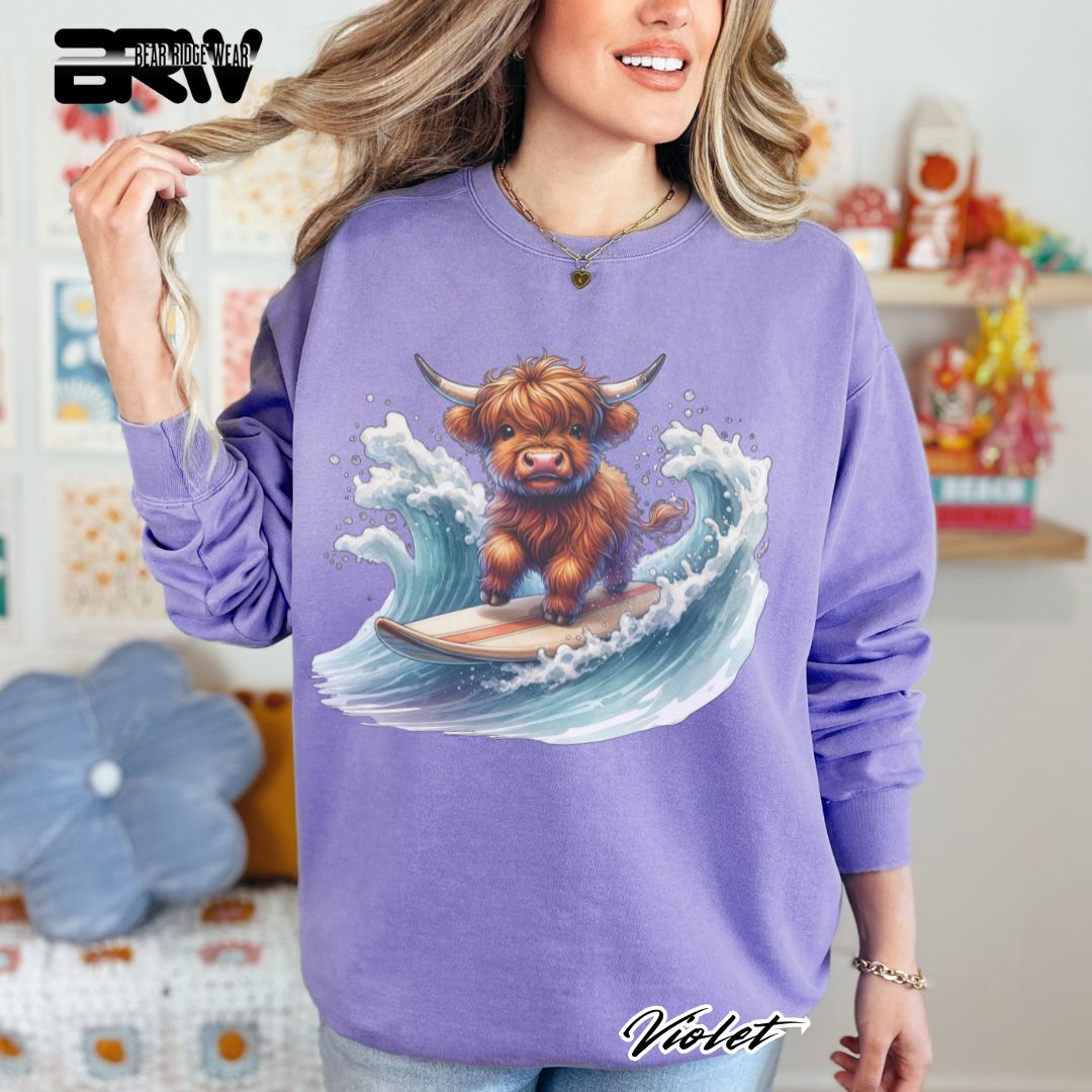'Highland Cow-Surfing' Summer Crewneck Sweatshirt