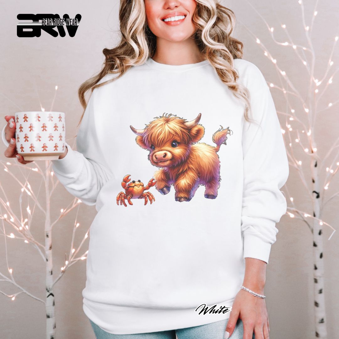 'Highland Cow-Crab' Summer Crewneck Sweatshirt