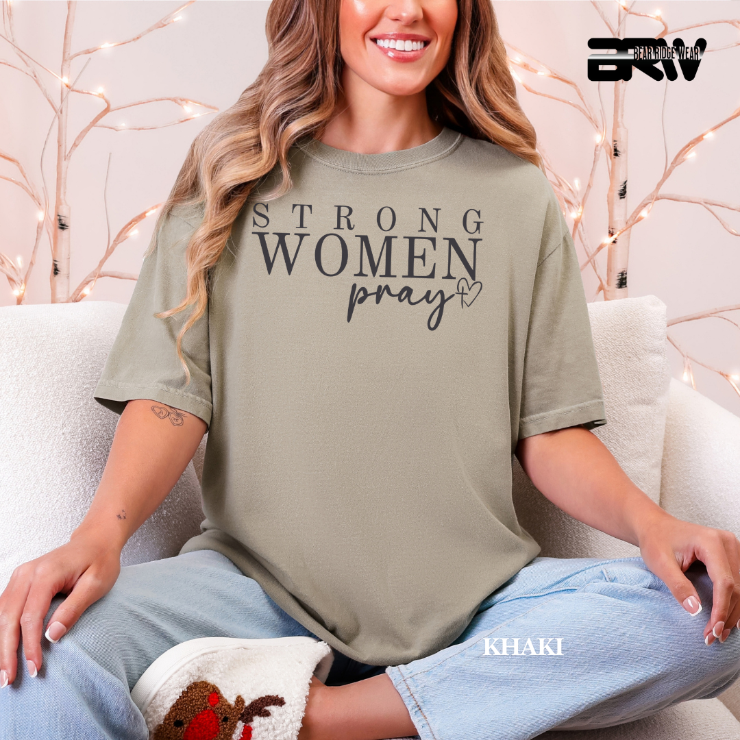'Strong Women Pray' Faith Tee