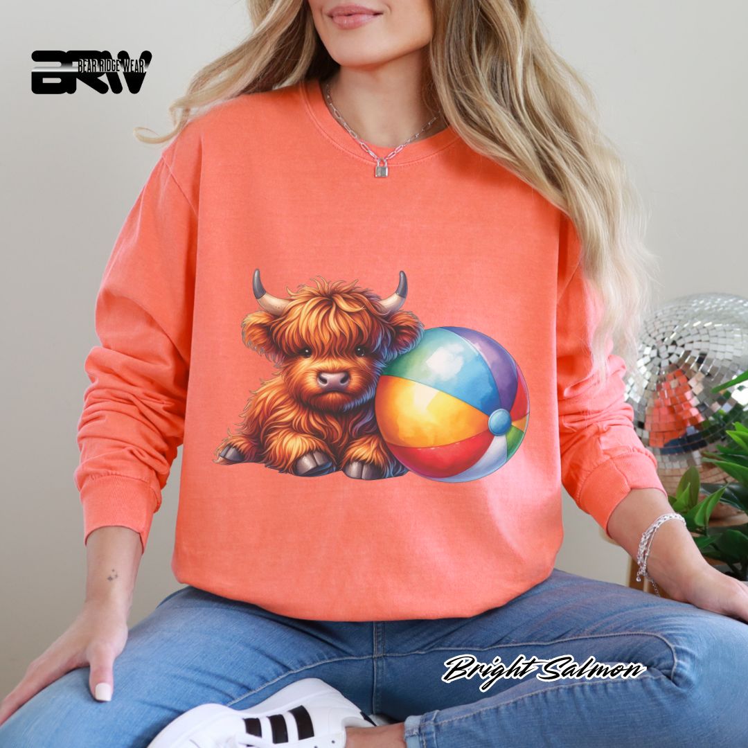 'Highland Cow-Beachball' Summer Long Sleeve Tee