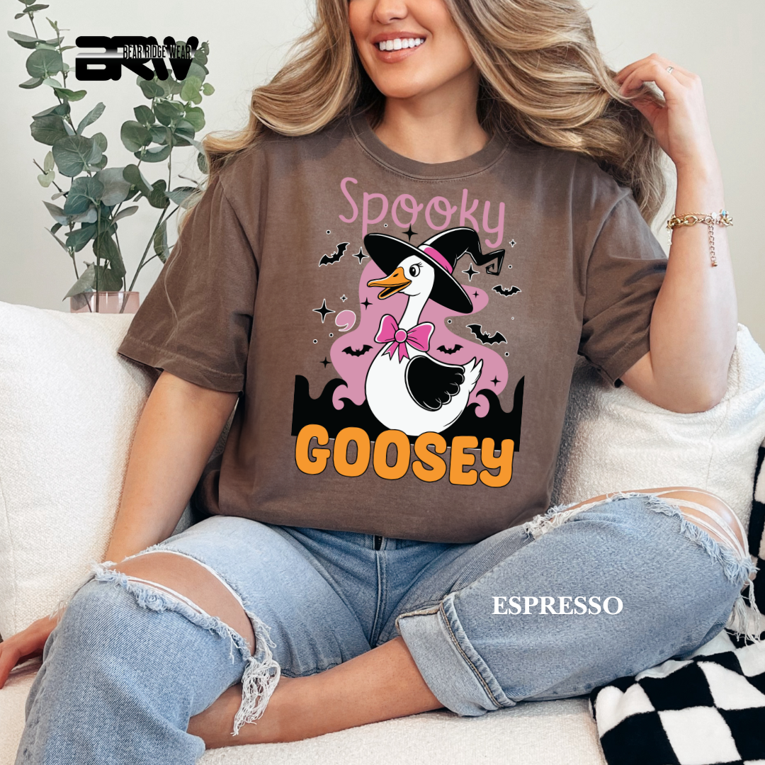 'Spooky Goosey' Fall Tee