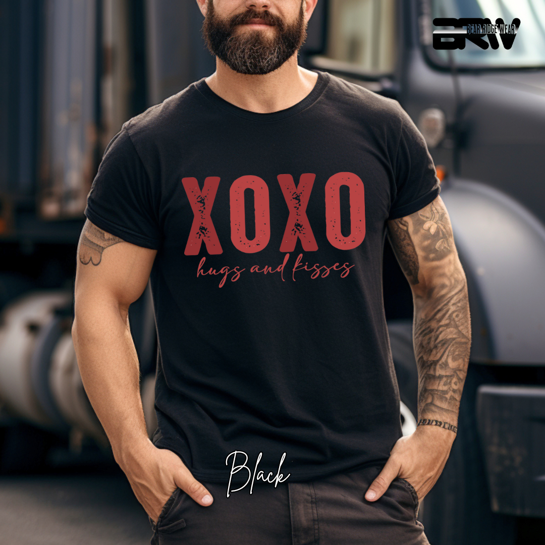‘Xoxo Hugs and Kisses’  T- Shirt